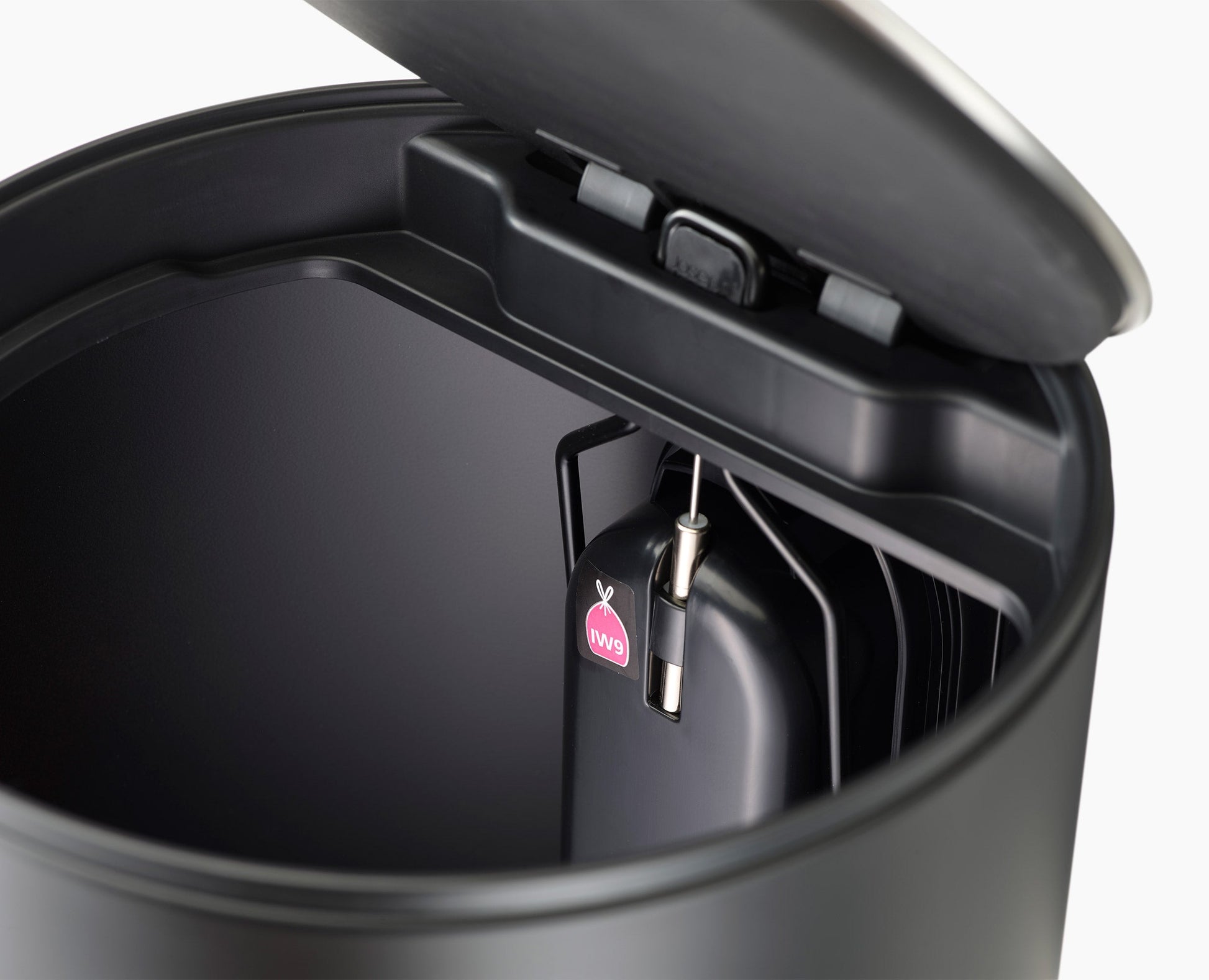 [half-width] Arc™ 10L Easy-push Matt Black Pedal Bin Starter Set
