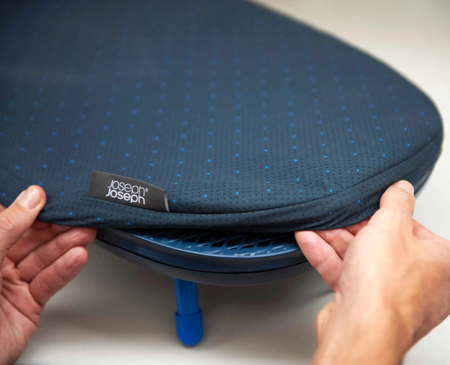 [half-width] Pocket Plus Advanced Ironing Board Cover - 50012 - Image 4