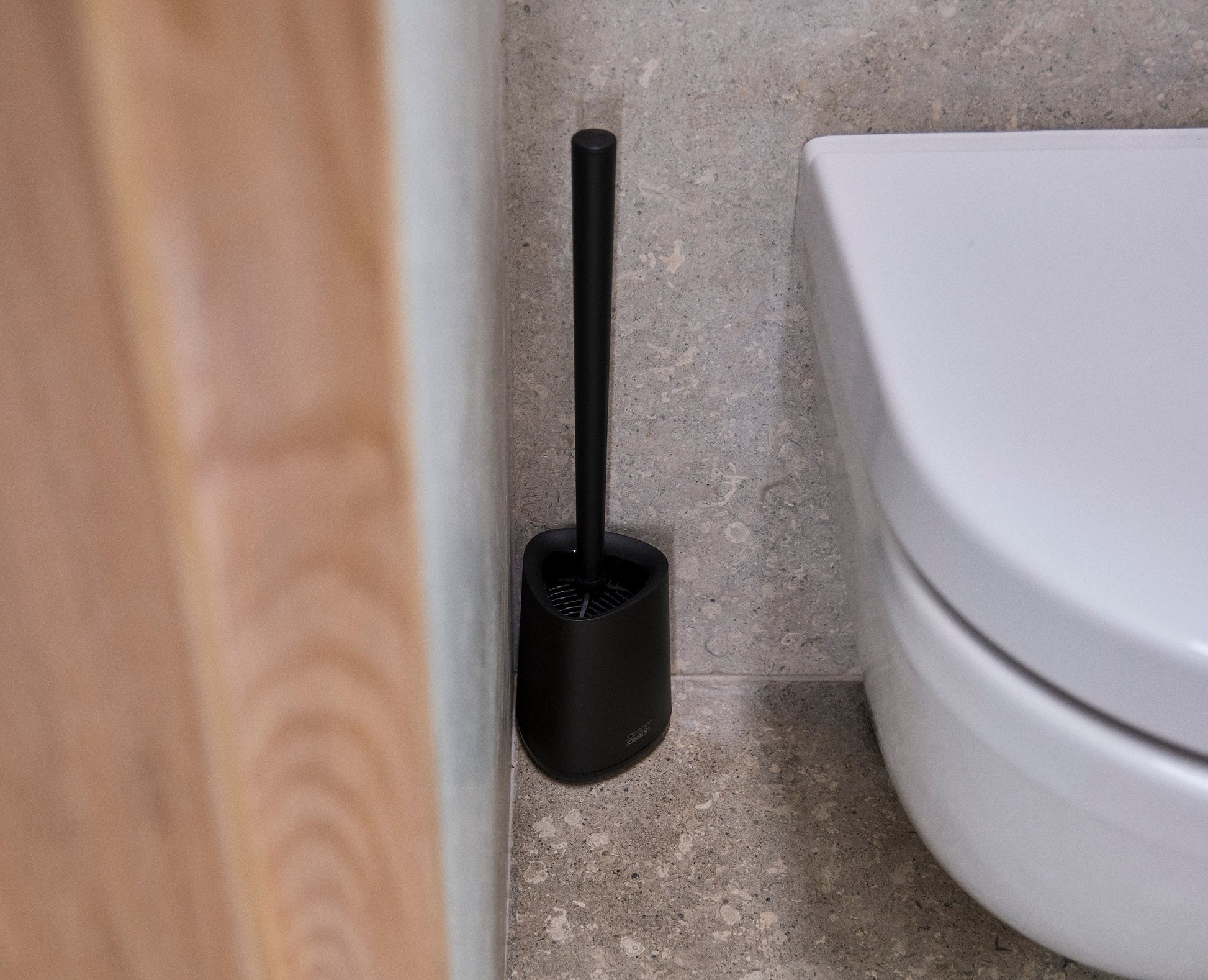 [half-width] Flex™ 360 Lite Pack of 2 Matt Black Toilet Brushes