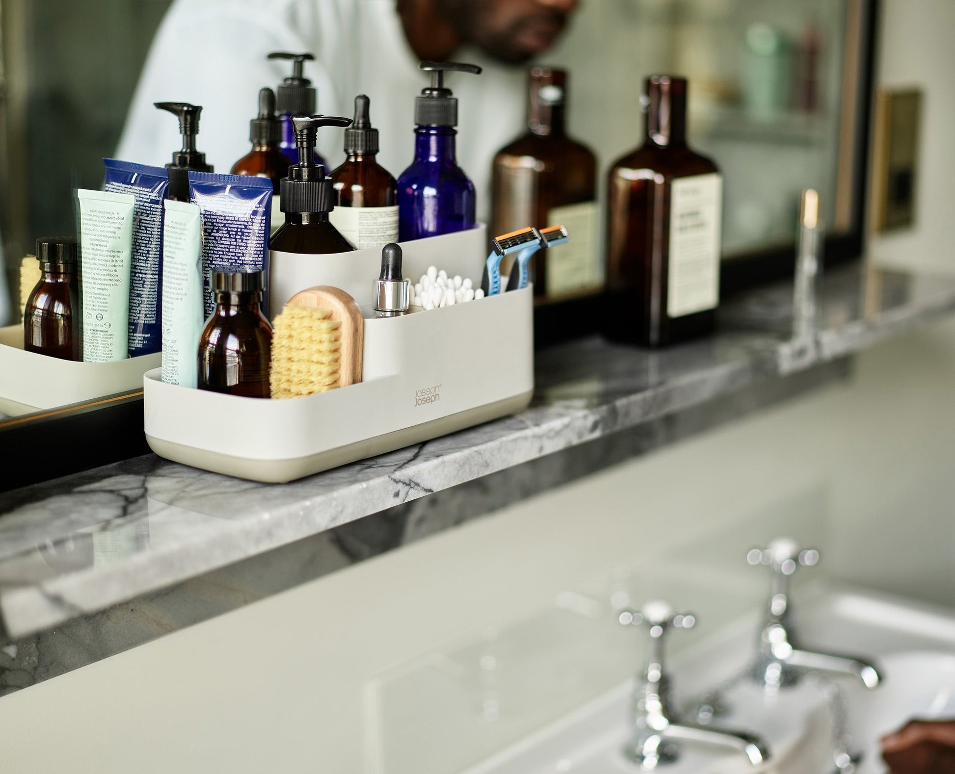 [half-width] Matt Ecru Bathroom Set