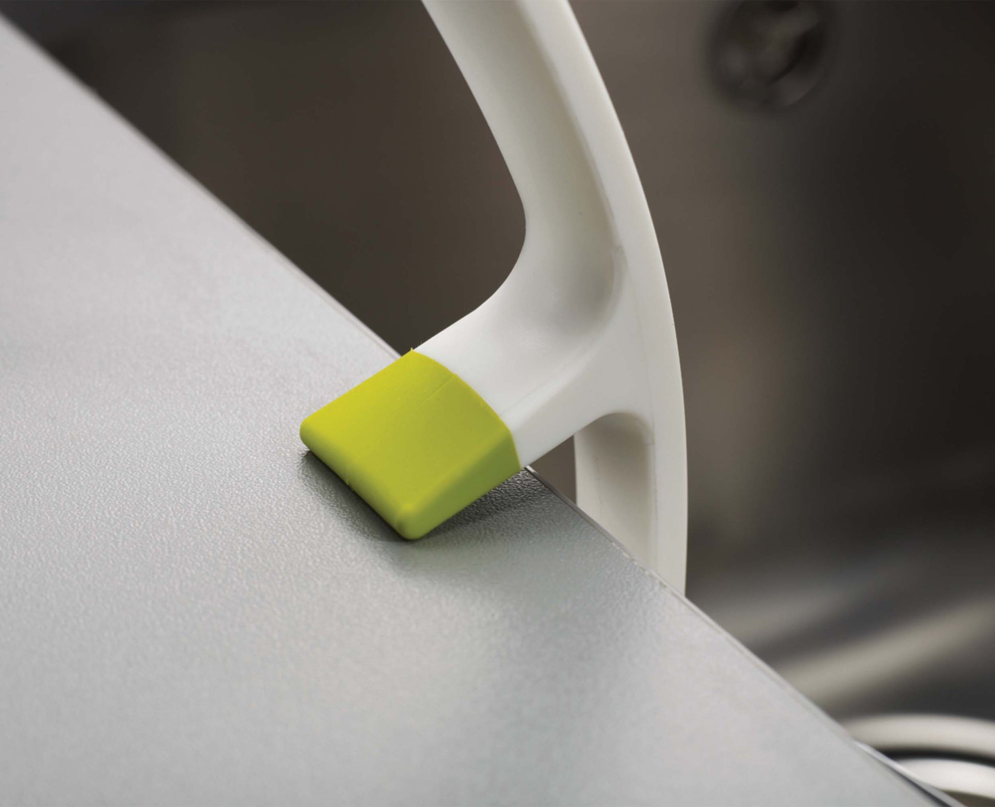 [half-width] Edge™ Washing-up Brush - 85025 - Image 4