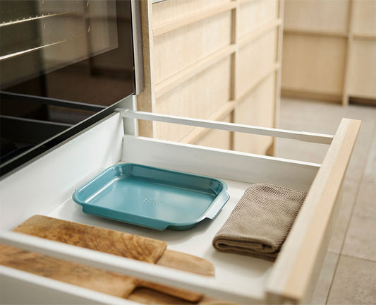 [hidden] [lifestyle] Nest™ Bake Non-Stick Small Blue Baking Tray - 45067 - Image 2